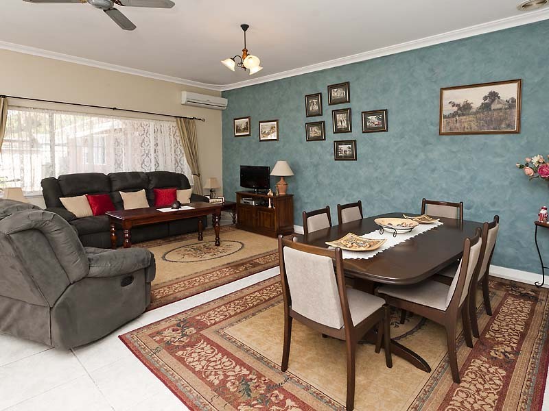 10 Boundary Road, St James WA 6102