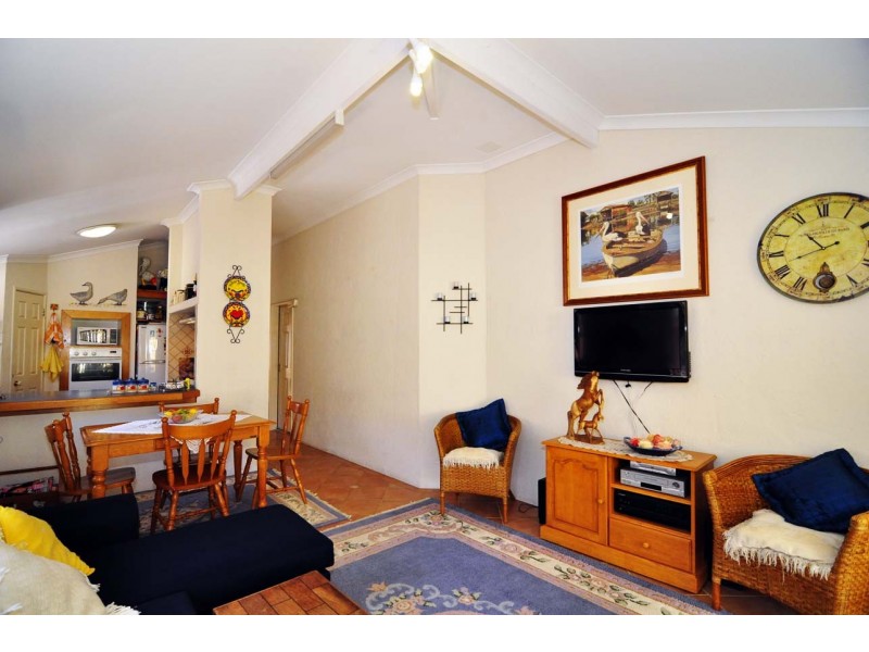 22 Reddington Way, Brentwood WA 6153