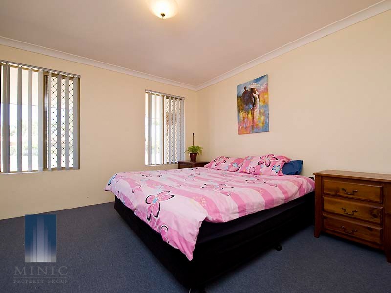 7 Plevna Court, Parkwood WA 6147