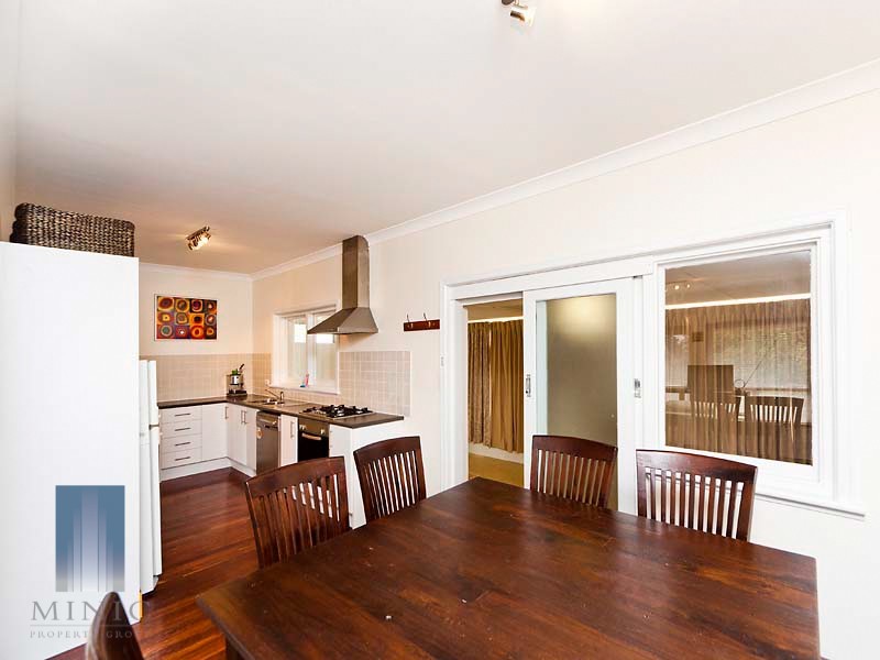 33a  Emily Street, St James WA 6102