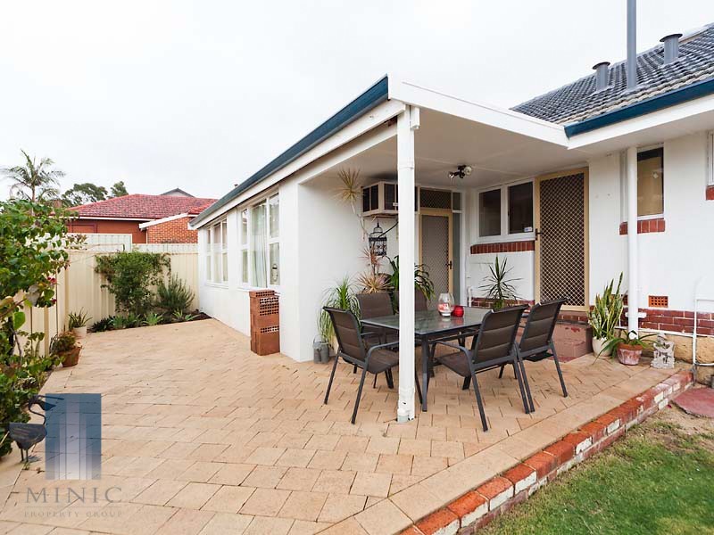 33a  Emily Street, St James WA 6102