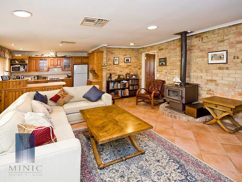 5 Mercer Road, Riverton WA 6148