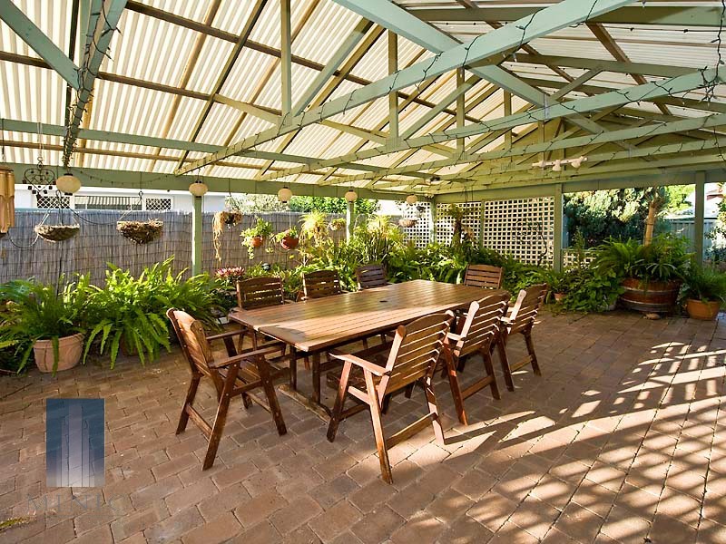 5 Mercer Road, Riverton WA 6148