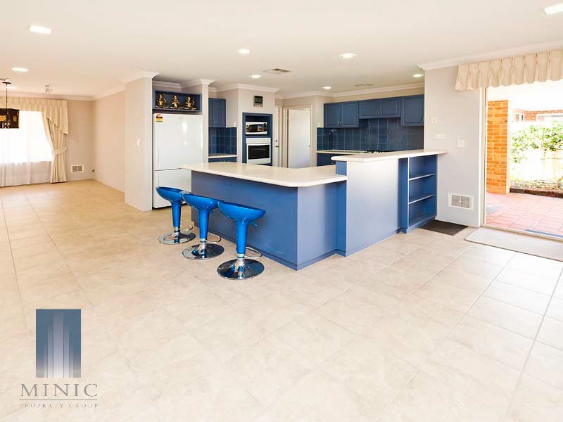 7 Jeremiah Way, Canning Vale WA 6155