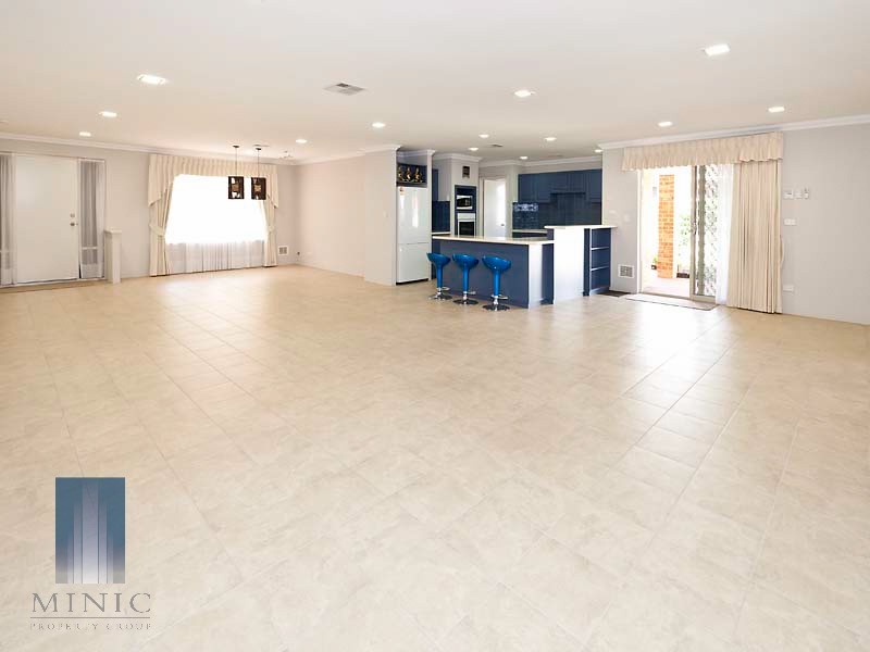 7 Jeremiah Way, Canning Vale WA 6155
