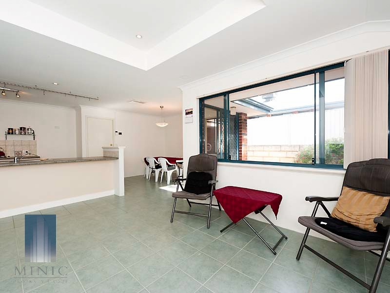 3/32 Hill View Terrace, St James WA 6102