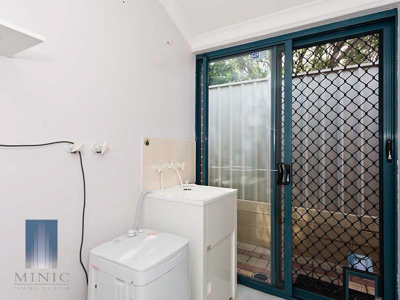 3/32 Hill View Terrace, St James WA 6102