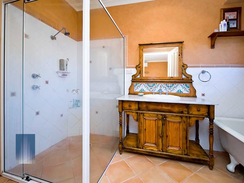 128A Hubert Street, East Victoria Park WA 6101