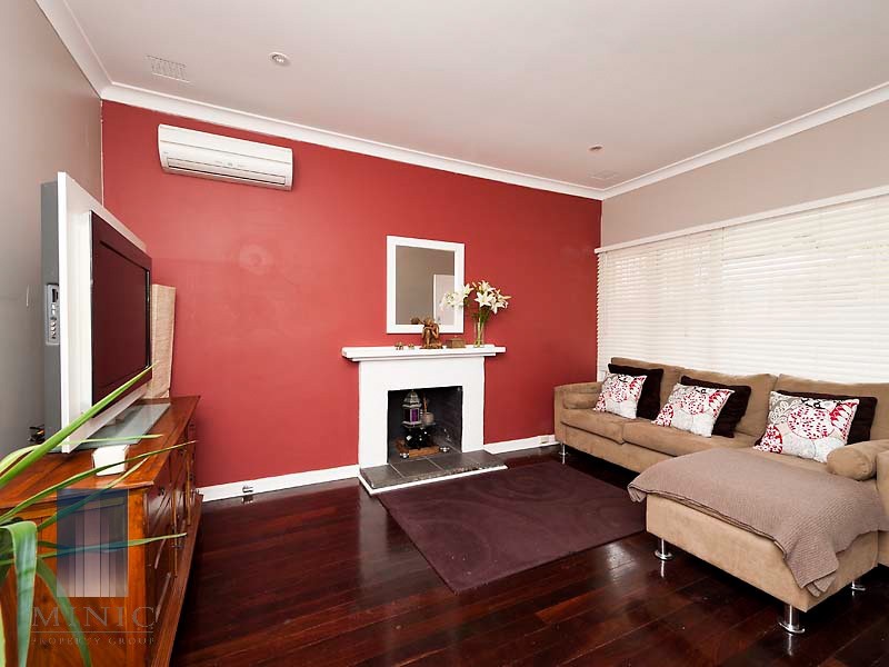 13 Westlake Street, Wilson WA 6107