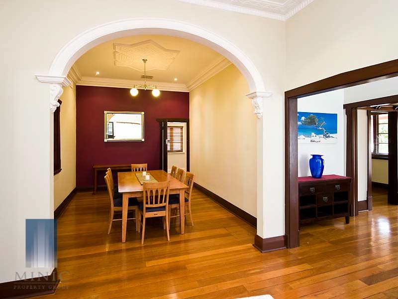 1 Todd Avenue, Como WA 6152