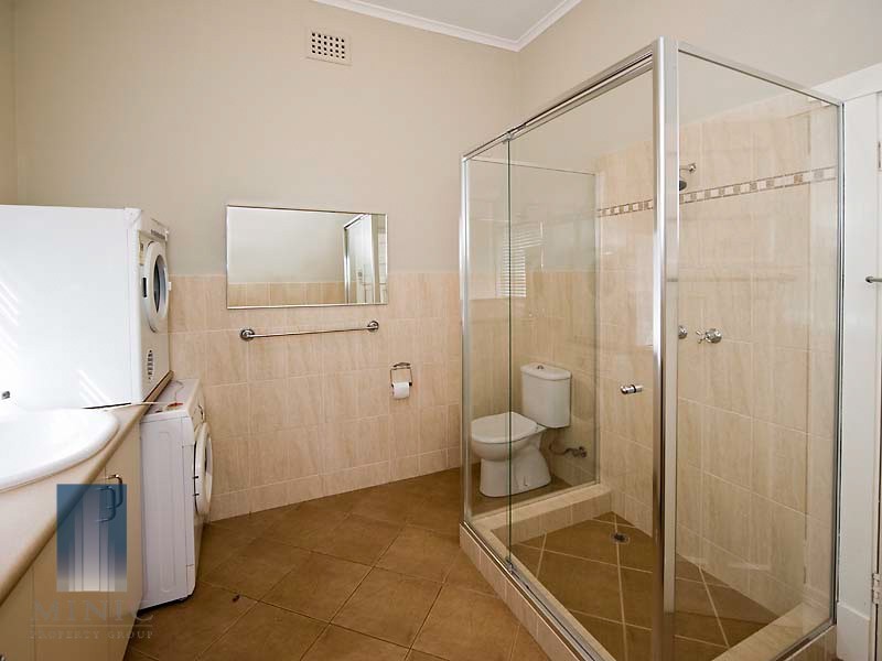 1 Todd Avenue, Como WA 6152