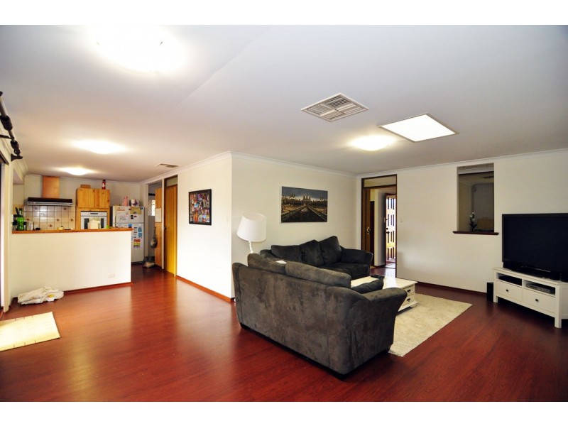 19 Nerida  Way, Parkwood WA 6147