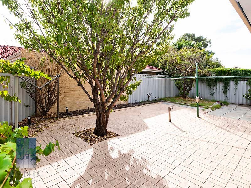 21 Parklands Square, Riverton WA 6148