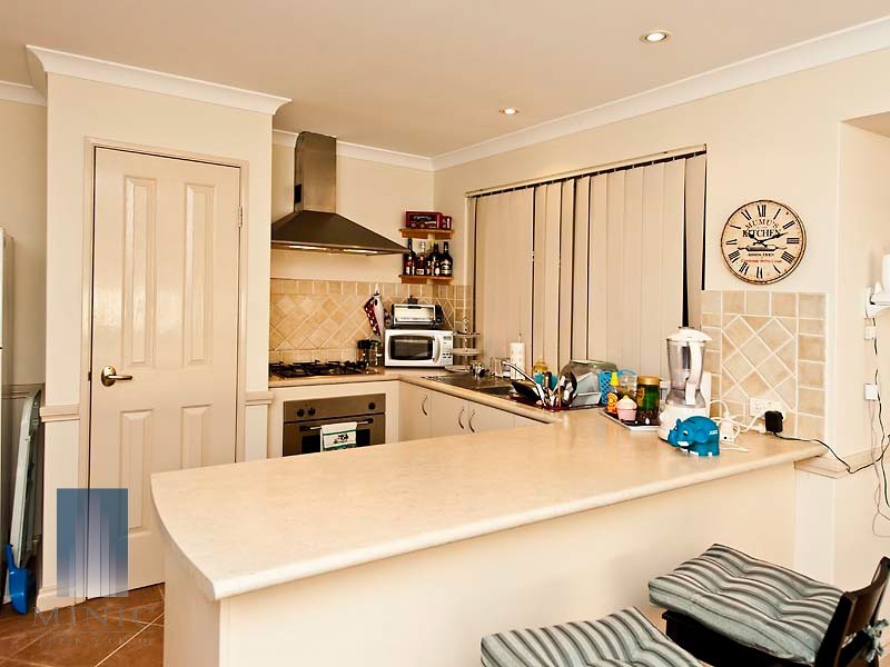 13A Claughton Way, Bassendean WA 6054