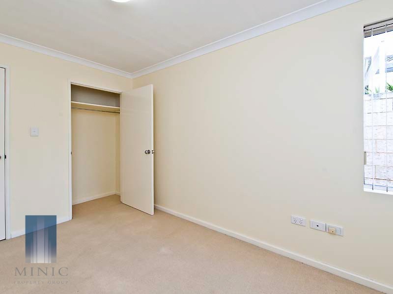 4/60 Vahland Avenue, Riverton WA 6148