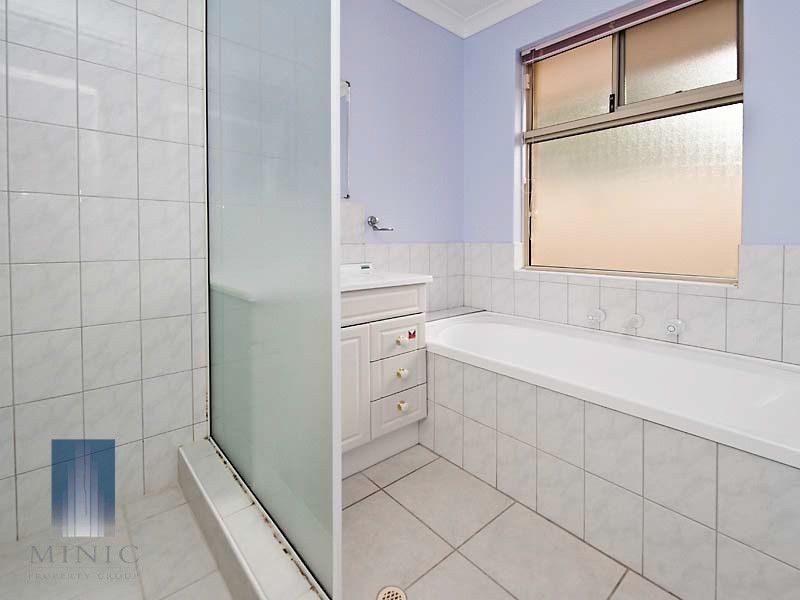 4/60 Vahland Avenue, Riverton WA 6148