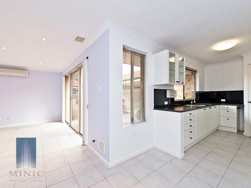 4/60 Vahland Avenue, Riverton WA 6148