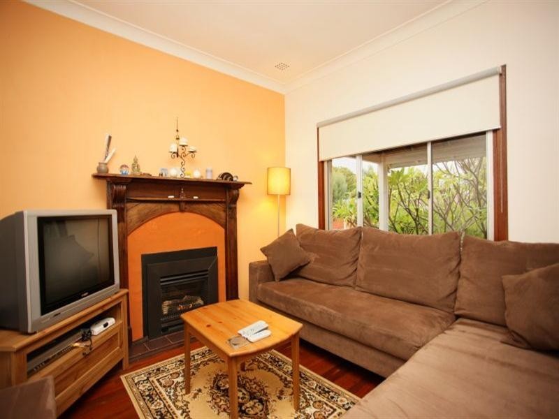 5 Pallitt Street, St James WA 6102