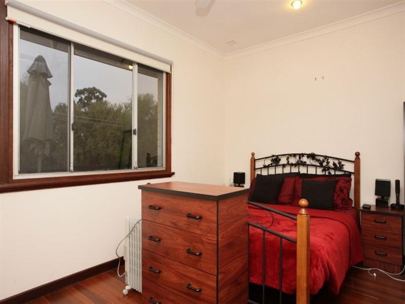 5 Pallitt Street, St James WA 6102