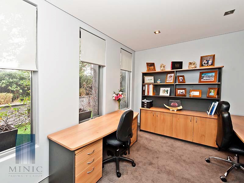 183 Lockhart Street, Como WA 6152