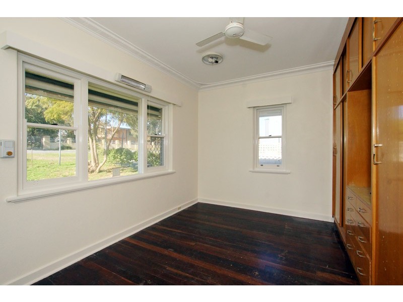 179 Lockhart Street, Como WA 6152