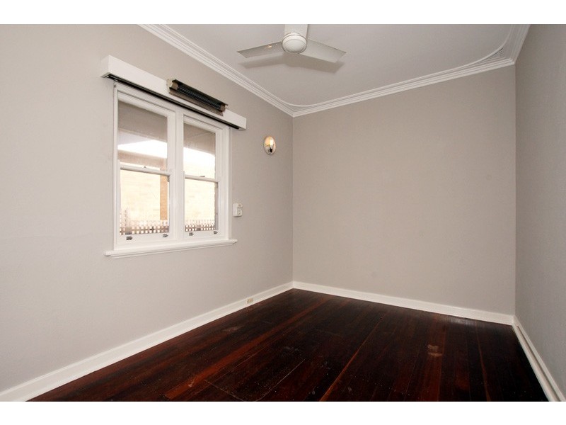 179 Lockhart Street, Como WA 6152