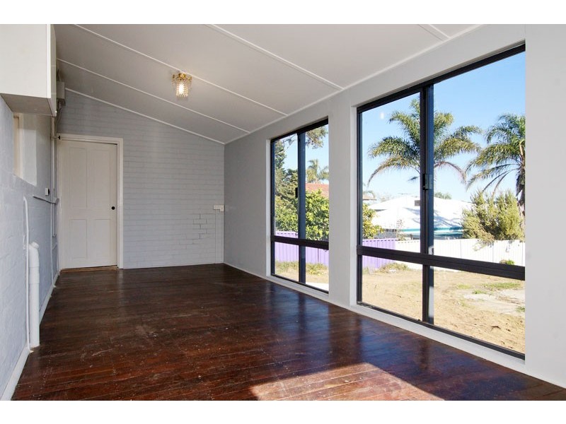 179 Lockhart Street, Como WA 6152