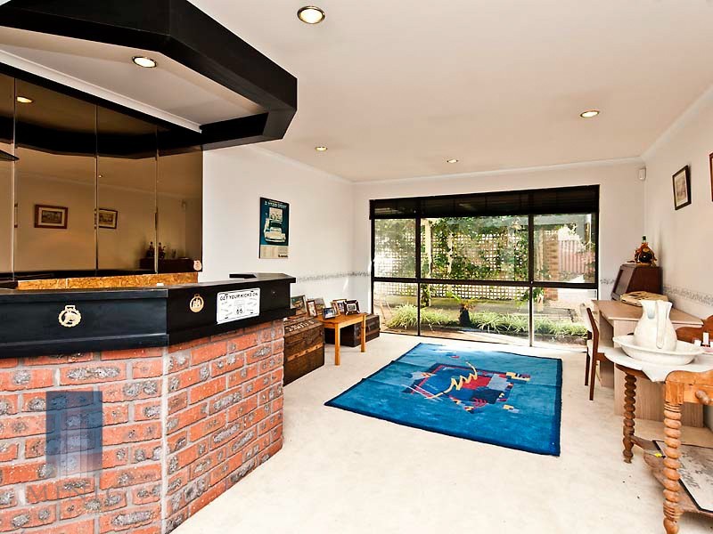 10 Mercer Road, Riverton WA 6148