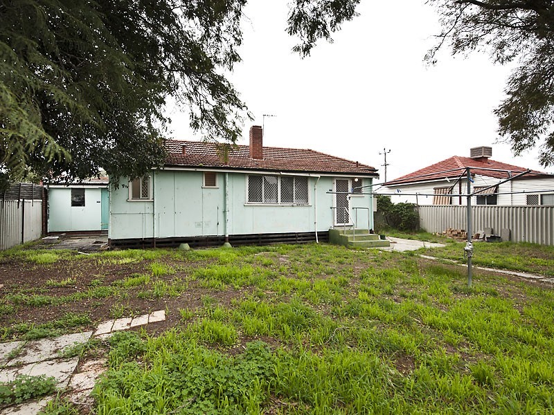 118 Walpole Street, Bentley WA 6102