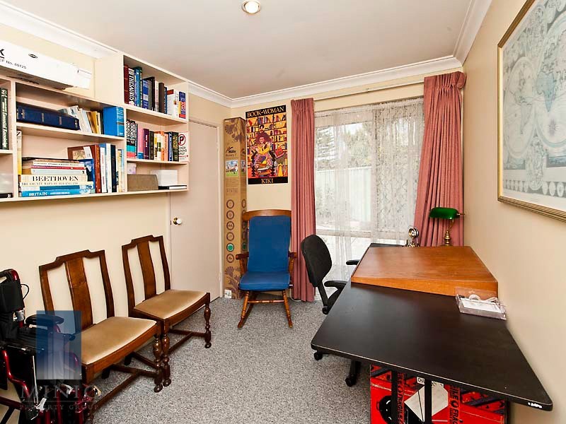13 Grayson Court, Wilson WA 6107