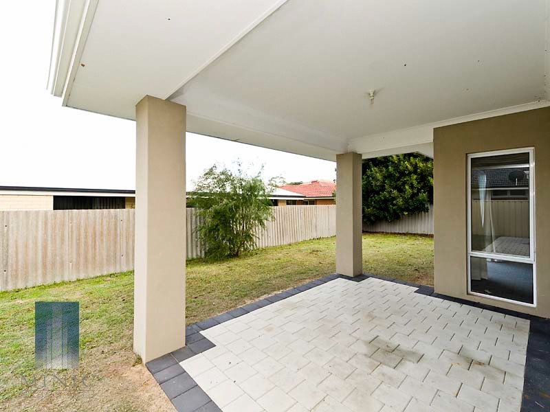 33b Emily Street, St James WA 6102
