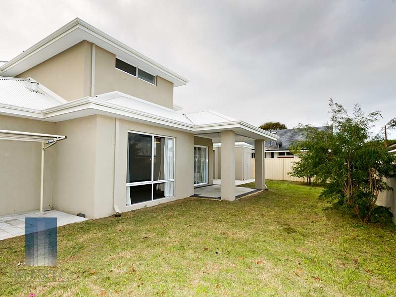 33b Emily Street, St James WA 6102
