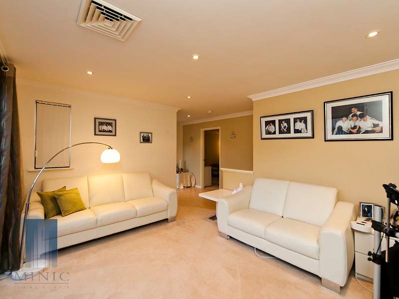 59D Corbel Street, Shelley WA 6148