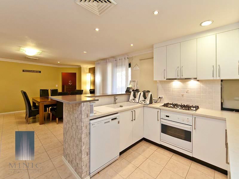 59D Corbel Street, Shelley WA 6148