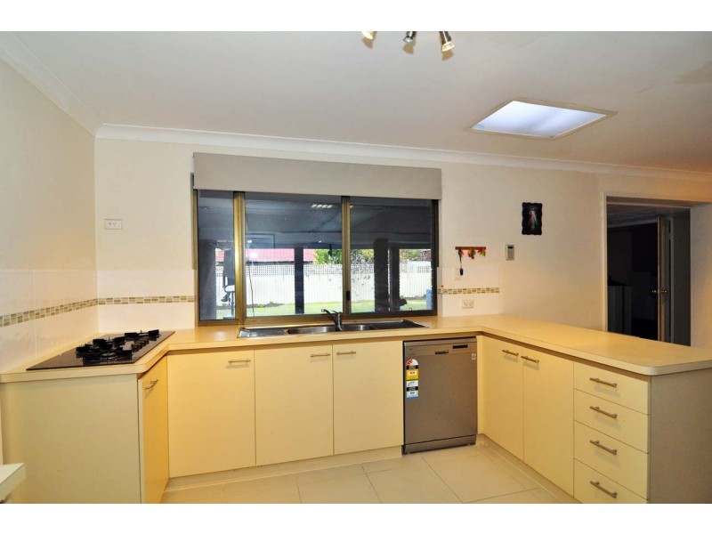 66 Willeri Drive, Parkwood WA 6147