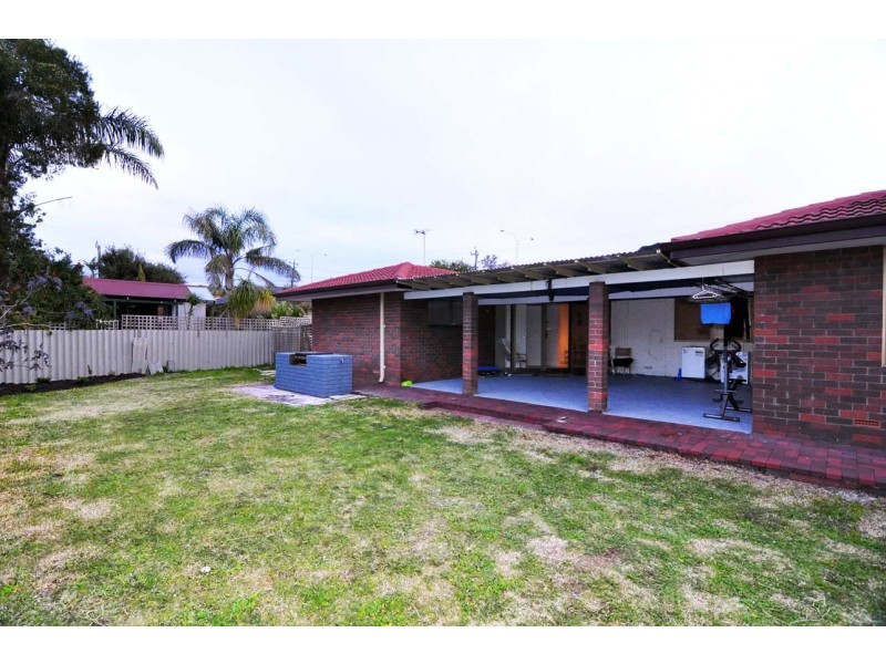 66 Willeri Drive, Parkwood WA 6147