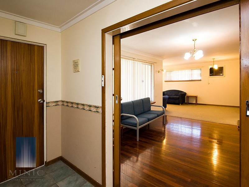 19 Parklands Square, Riverton WA 6148