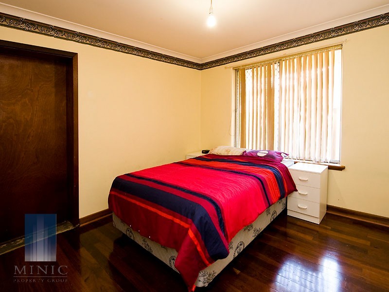 19 Parklands Square, Riverton WA 6148