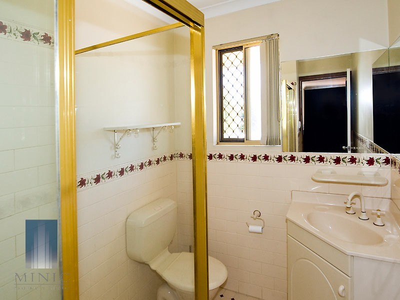 19 Parklands Square, Riverton WA 6148