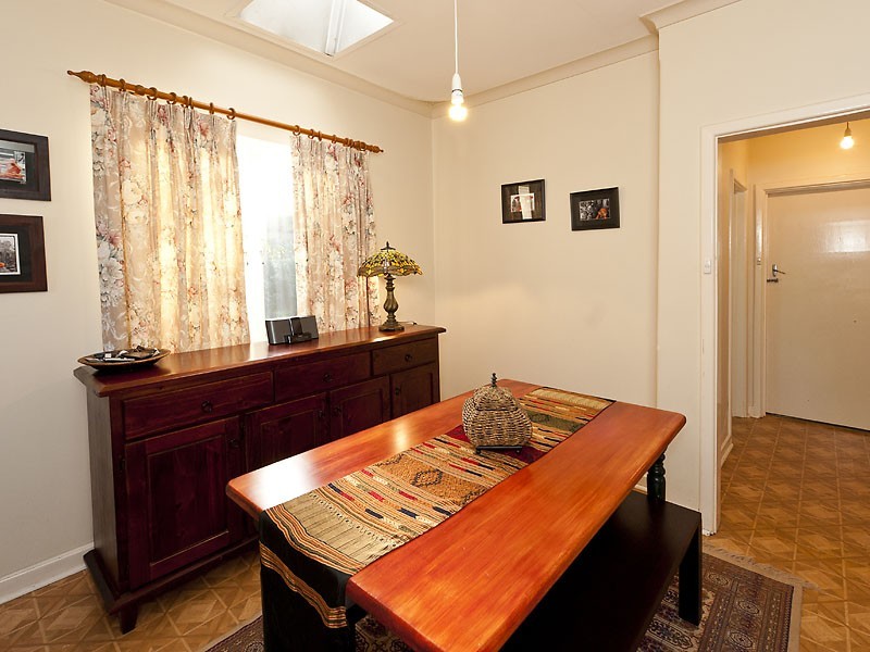 13 Melvin Avenue, Thornlie WA 6108