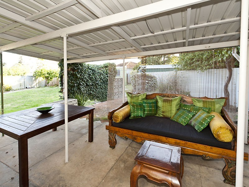 13 Melvin Avenue, Thornlie WA 6108