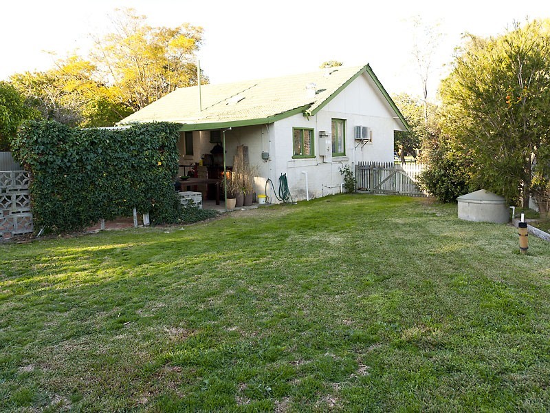 13 Melvin Avenue, Thornlie WA 6108