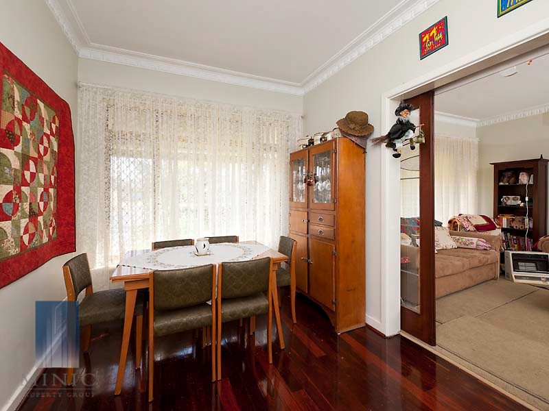 68 Armstrong Road, Wilson WA 6107