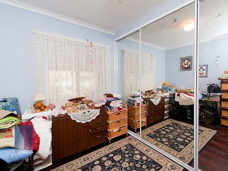 68 Armstrong Road, Wilson WA 6107