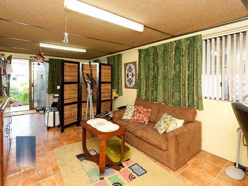 68 Armstrong Road, Wilson WA 6107