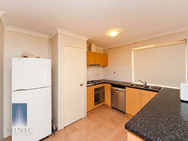 1/28 Hooson Way, Wilson WA 6107