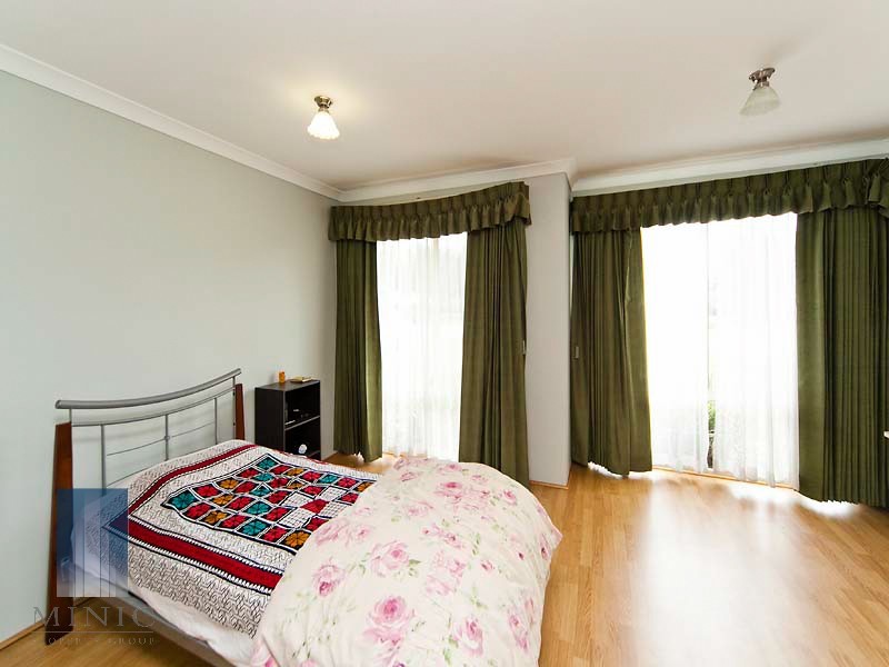 1/28 Hooson Way, Wilson WA 6107