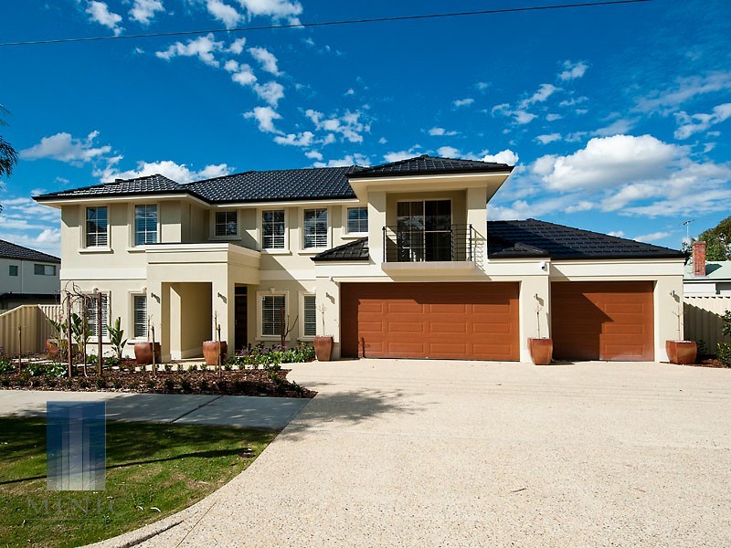 26 Mount Henry Road, Salter Point WA 6152