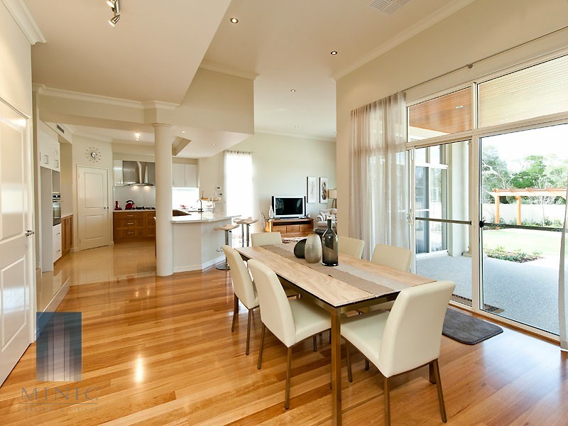26 Mount Henry Road, Salter Point WA 6152