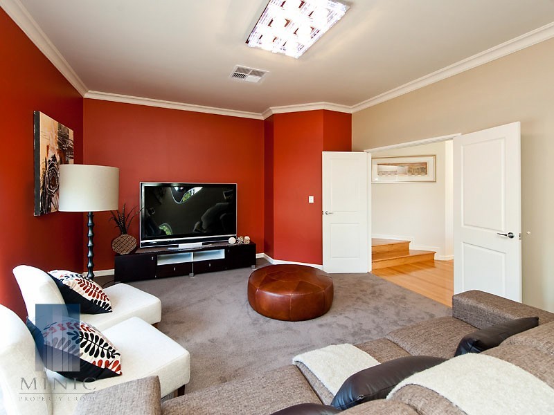 26 Mount Henry Road, Salter Point WA 6152